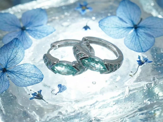 The Ultimate Guide to Sparkle: Moissanite vs. Diamond vs. CZ