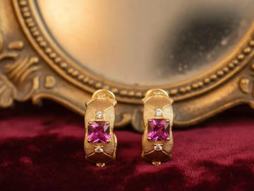 Lab-Grown vs. Natural Gemstones: Your Guide to Smarter Sparkle
